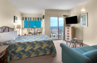 Angle Oceanfront Suite